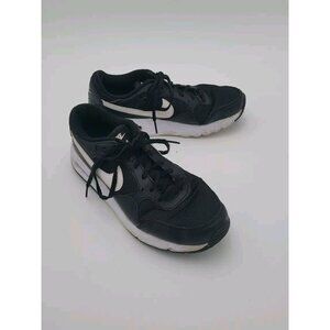 Nike‎ Air Model CW4554-001 Sneakers Size 7.5 Youth Preowned Black Fast Shipping